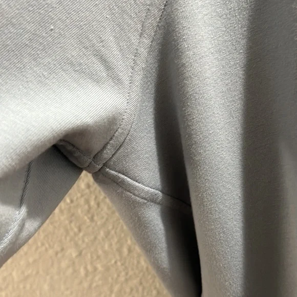 LULULEMON unisex soft hoodie - Picture 3 of 14